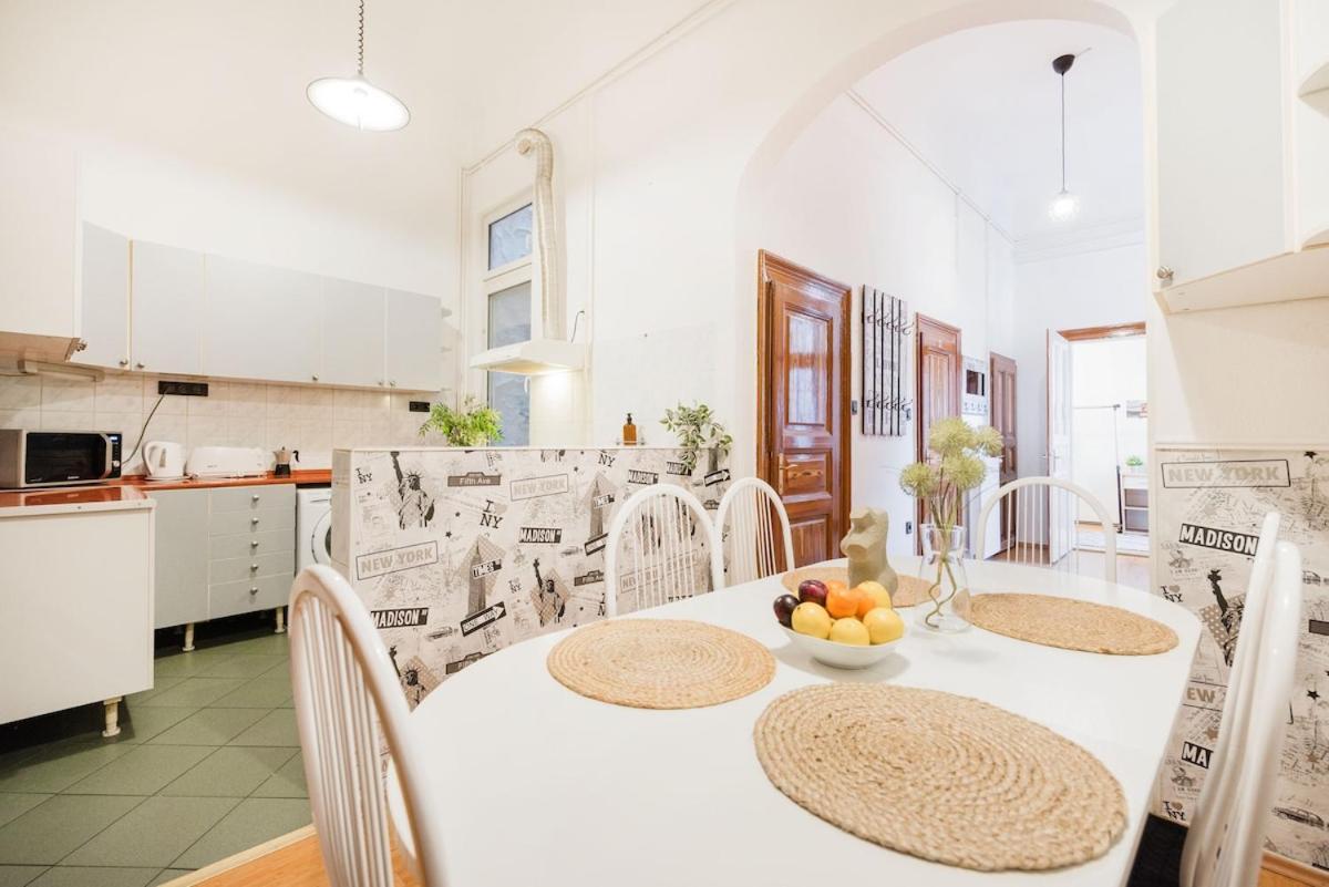 Appartement Mh008-secluded Spacious Oasis-best Location In Downtown *